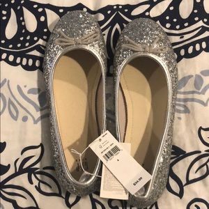 NWT Gap silver sparkle girls ballet flats size 4